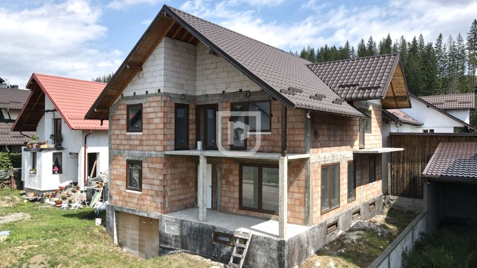 Casa "rosu+" in Gura Humorului | Bucovina - Poză 3