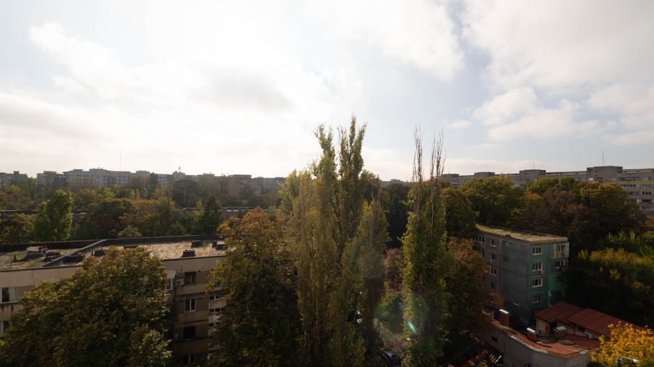 Apartament cu 3 camere de vanzare in zona Metrou Gorjului - Poză 11