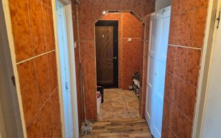 Apartament 2 cam., dec., Hd, zona M7, str. Trandafirilor, bl 17, et. 8 - Poză 3