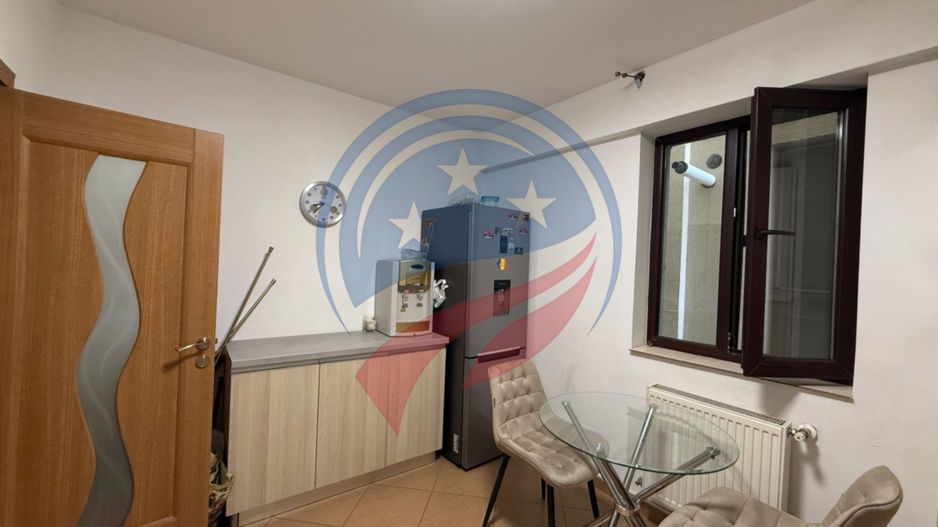 Apartament 3 camere/de inchiriat/1 mai/Ciuperca - Poză 9