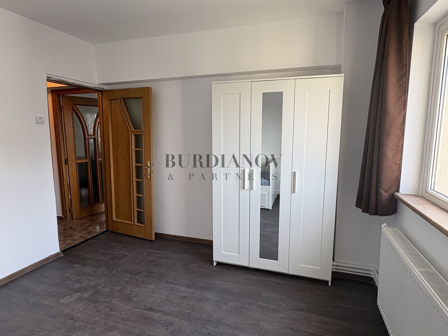 Apartament cu 4 camere  - centrală proprie - Tineretului - Timpuri Noi - Poză 12