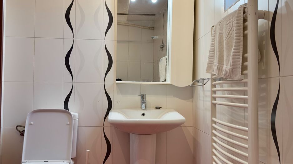 2 camere, bloc 2007, metrou Crangasi, parcare inclusa, centrala proprie - Poză 12