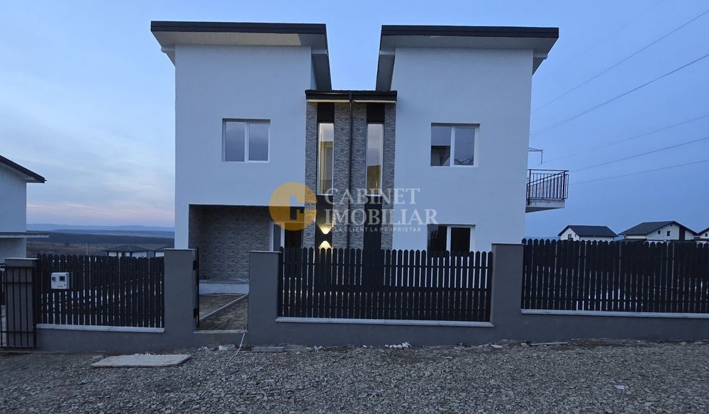 MIROSLAVA - Casa individuala - 4 camere - teren drept - finisaje moderne - Poză 1