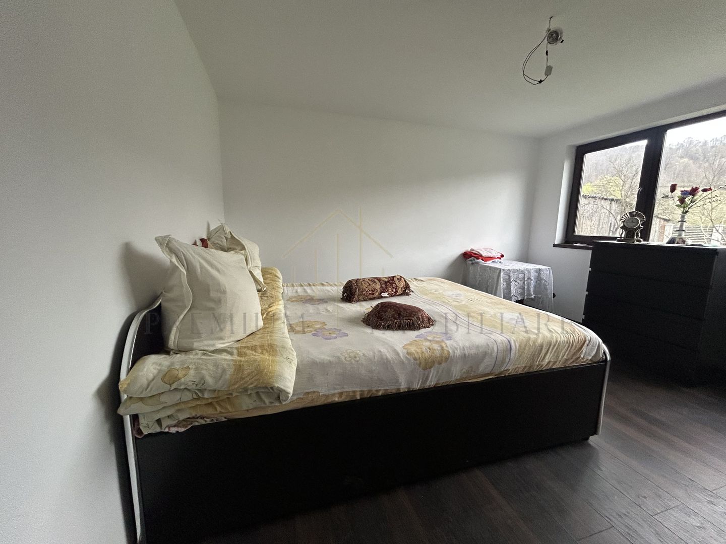 Casa de vanzare in Slanic Moldova . - Poză 2