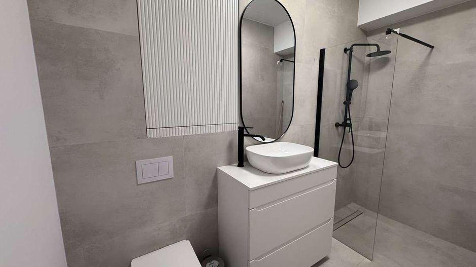 Apartament luminos cu balcon și parcare în Sisesti - Poză 4