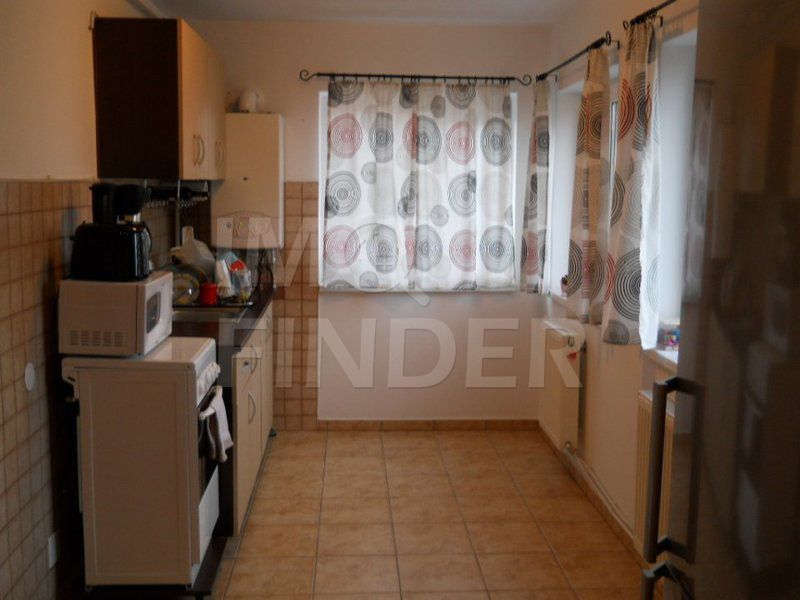 Apartament Decomandat in zona Buna Ziua - Poză 3