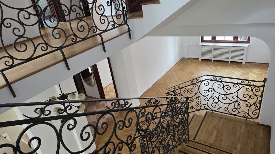 Vila de inchiriat - Poză 11