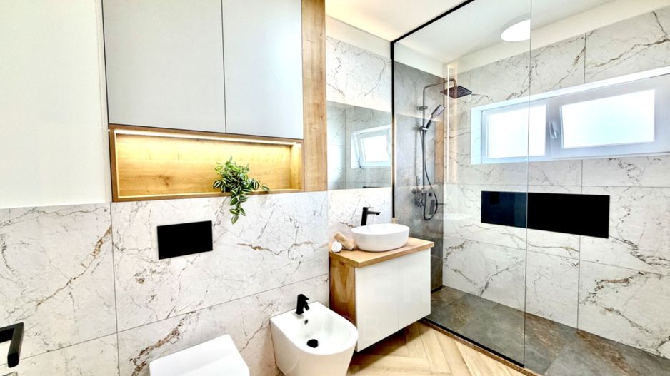 Penthouse de Lux-complet mobilat - Poză 14