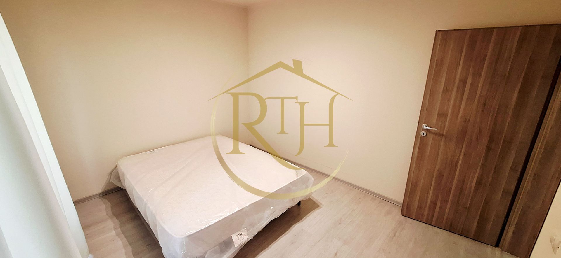 Oferim spre inchiriere casa cu 4 camere in Giroc aproape de Penny ,pet friendly. - Poză 17