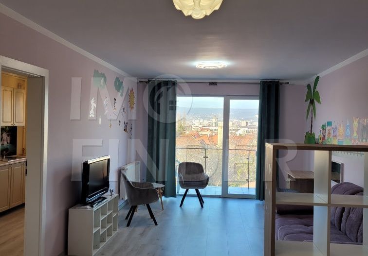 Prima Inchiriere Zona Centrala - Poză 1