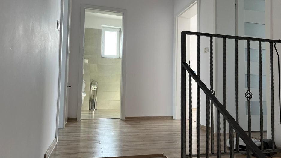 Duplex de închiriat în Dumbrăvița – 4 camere, 130 mp, teren 360 mp - Poză 11