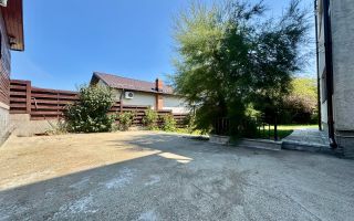 Vînzare Casă în 3 Nivele -Hlincea - 343 m.p. - Poză 3