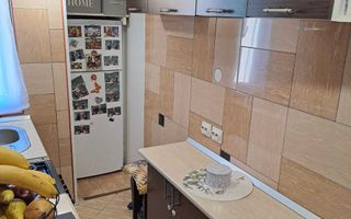 Apartament 2 Camere I Etaj Intermediar I Zona Vasile Aaron - Poză 6