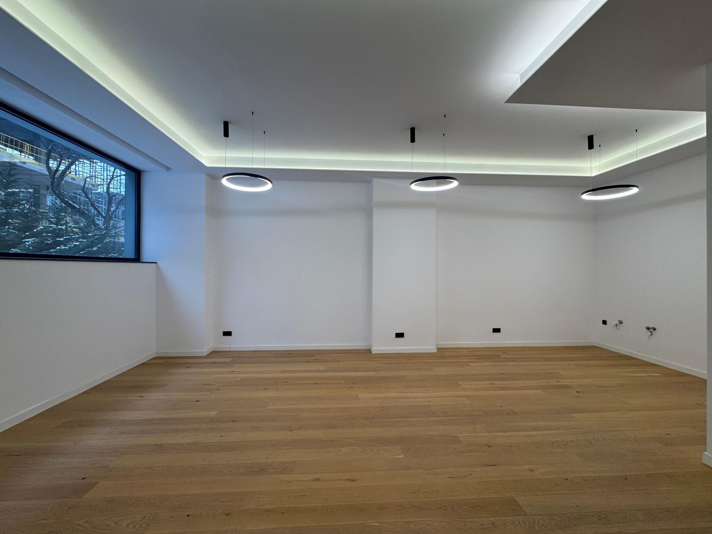 2 camere PREMIUM 85 mp - Poză 2