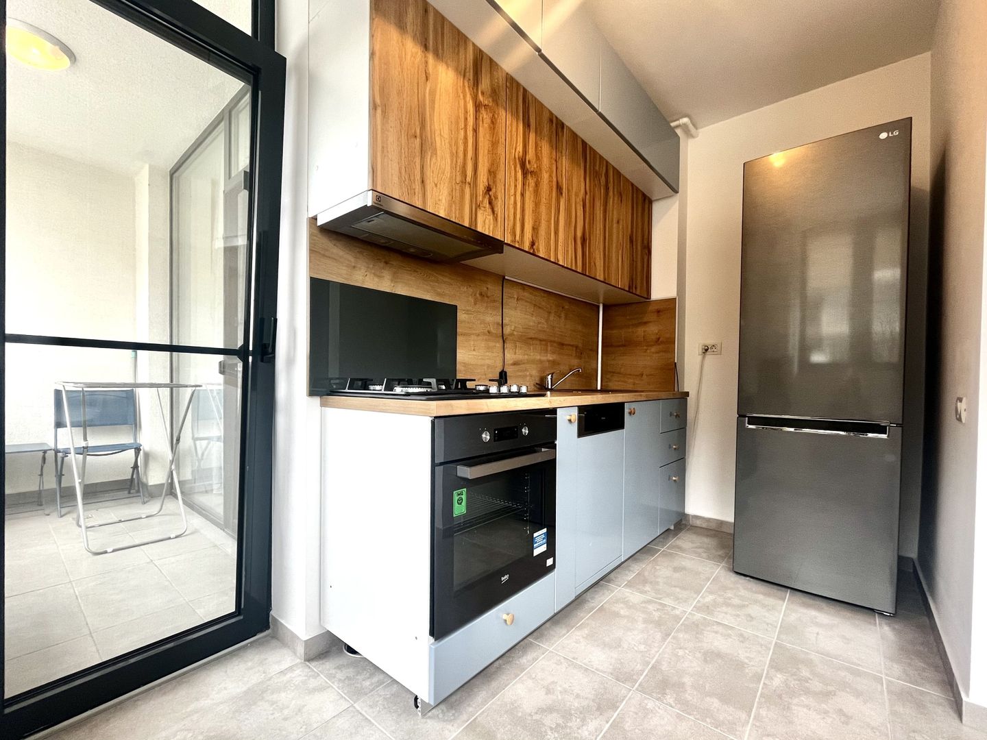 Apartament 2 camere, vibrant si primitor, cu parcare, in XCITY-TOWER - Poză 6
