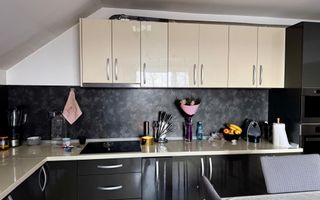 Apartament spatios de vanzare 3 camere Victoriei - Poză 4