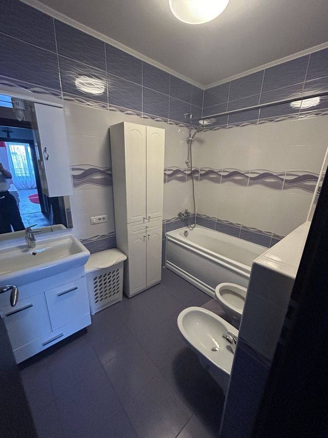 De Vanzare Apartament cu 3 camere - Bucurestii Noi, Laminorului - Poză 7