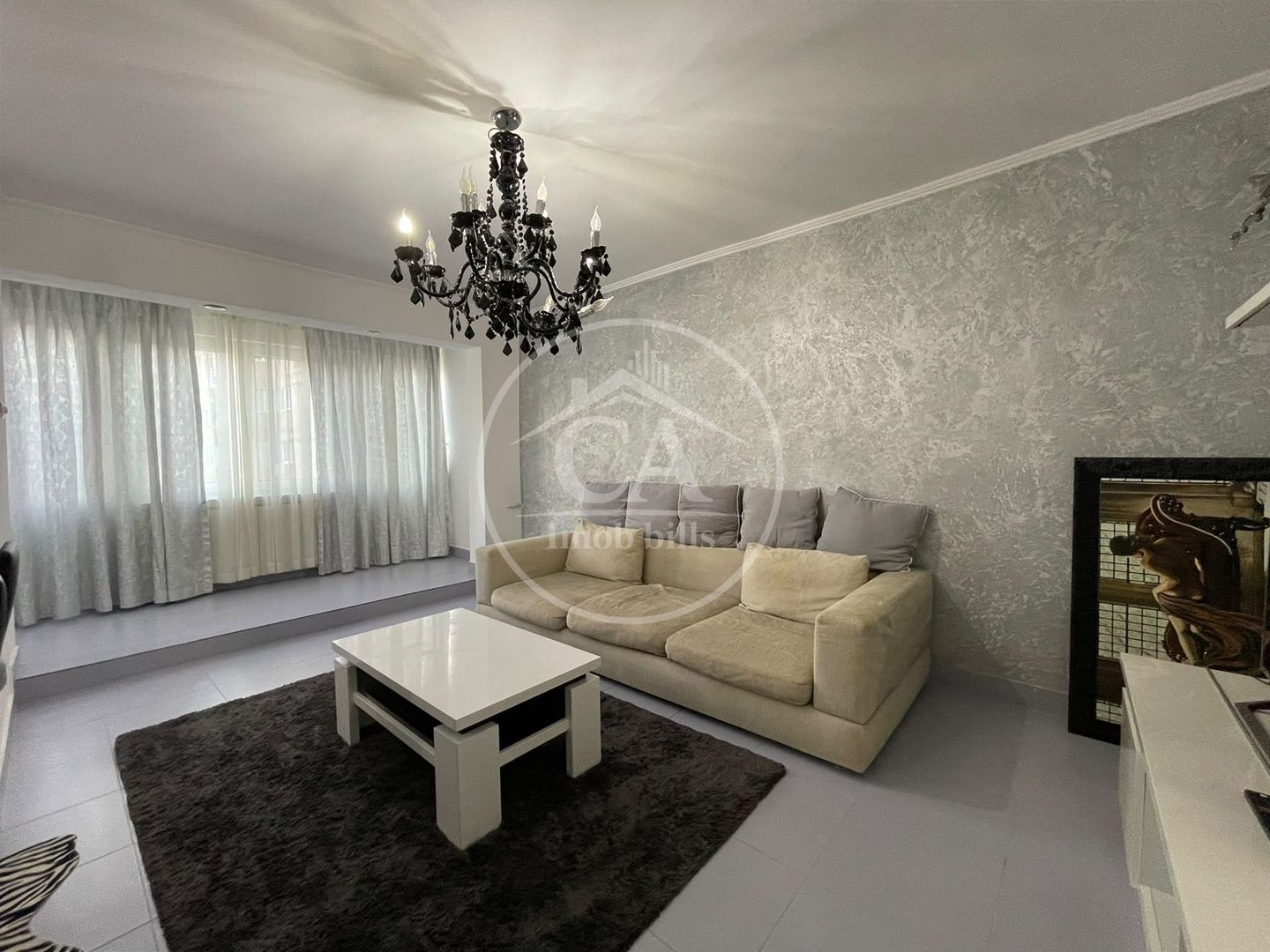 Apartament cu 3 camere de închiriat în zona Rogerius, Oradea - Poză 2