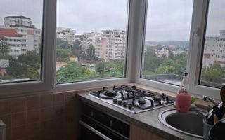 Apartament cu o cameră, decomandat, Nicolina, Iași - Poză 4