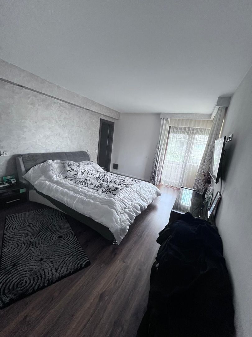 Casa  nouă de vanzare cu garaj,  în zona Micesti - Poză 6