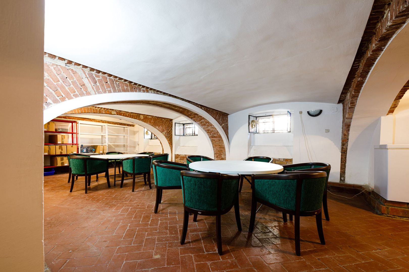 P-ta Maria | Spatiu Demisol | 97 mp | Acces parcare privata | Com. 0% - Poză 3