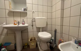 Imobil cu 5 apartamente separate, ideal pentru investitie - zona UMF! - Poză 27
