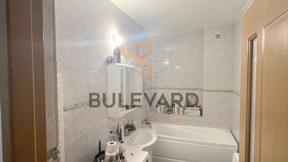 Apartament cu 2 camere decomandate + parcare, zona strazii Florilor! - Poză 5