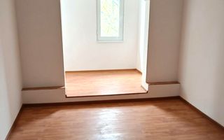 Apartament 4 camere semidecomandate, etaj 2 din 4  – Micro 39, Galați - Poză 4