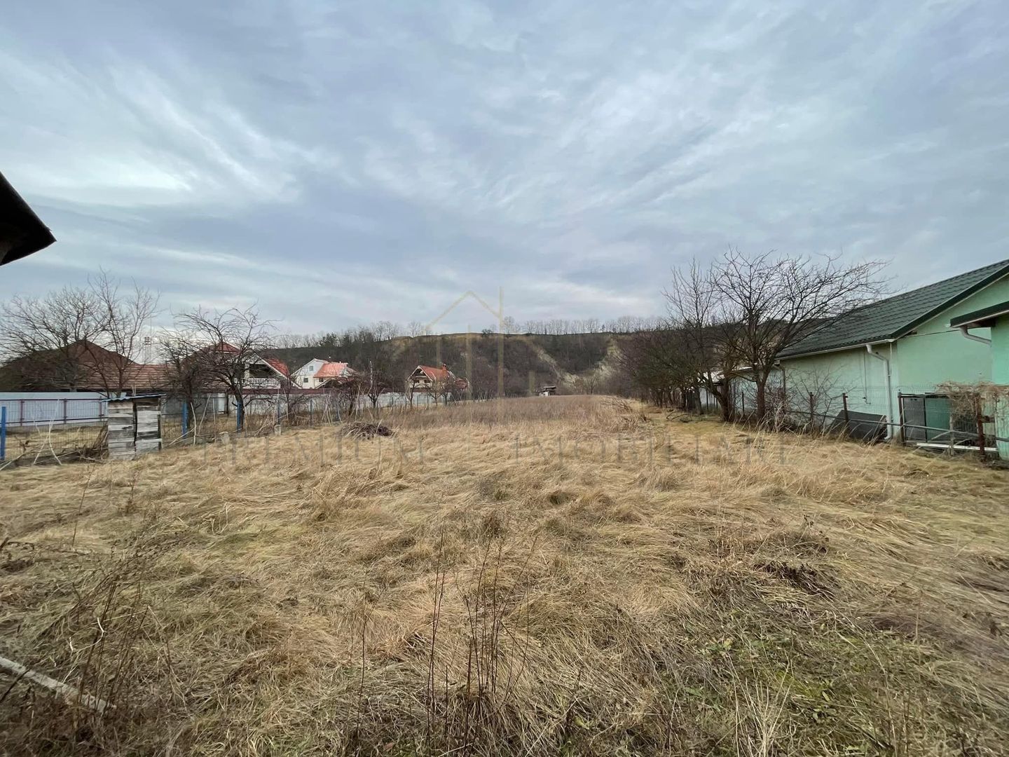 Vila de Vanzare Onesti - Zona de sus - Poză 3