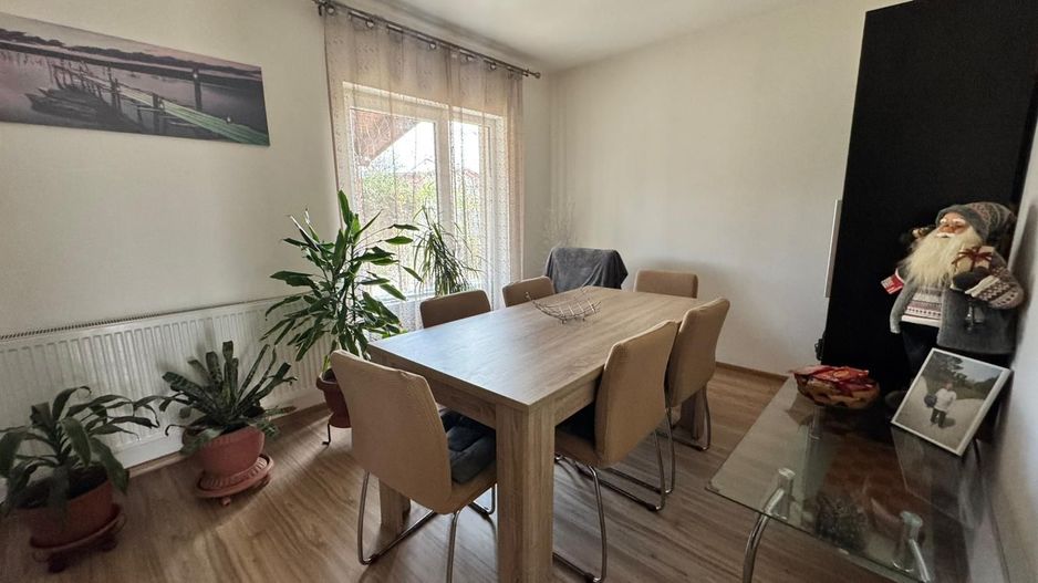 COMISION 0% | Duplex Mobilat Cu 4 Camere | Giroc | 90 mp | Teren 200mp - Poză 3