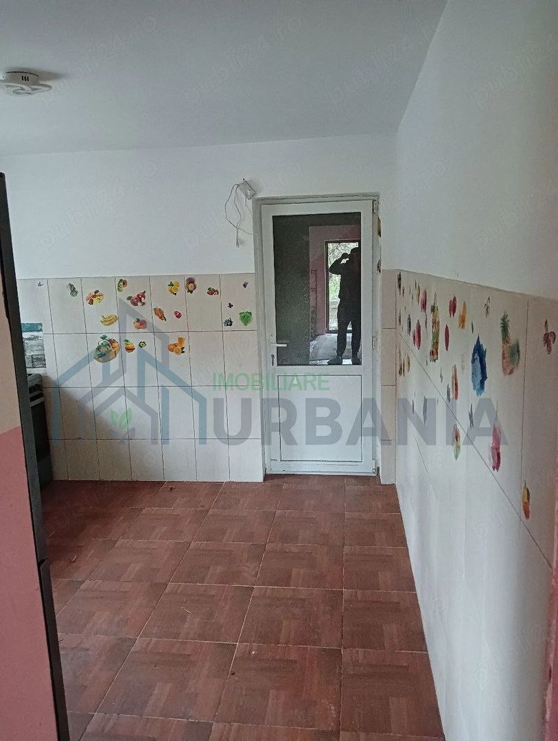 Casă P+1E, sat Păun, lângă pădure, 2 camere + etaj open-space, teren 300 mp, utilități complete - Poză 5