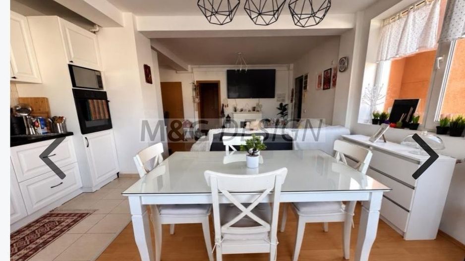 Apartament cu 3 camere în Dumbrăvița - Poză 3