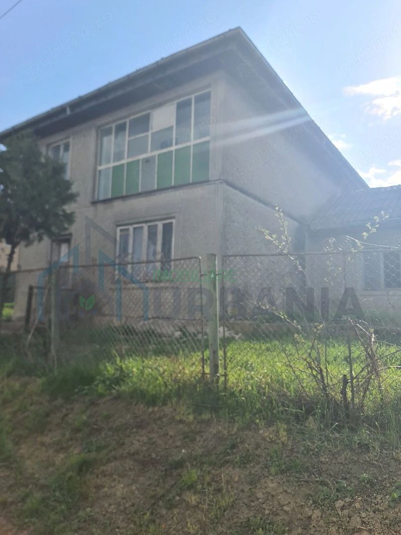 Casă de vânzare în comuna Probota, județul Iași - Poză 1