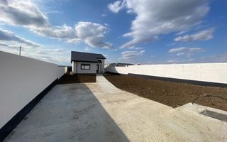 Valu lui Traian (COD 07) Casă P+M cu 5 camere, teren de 517 mp - Poză 2