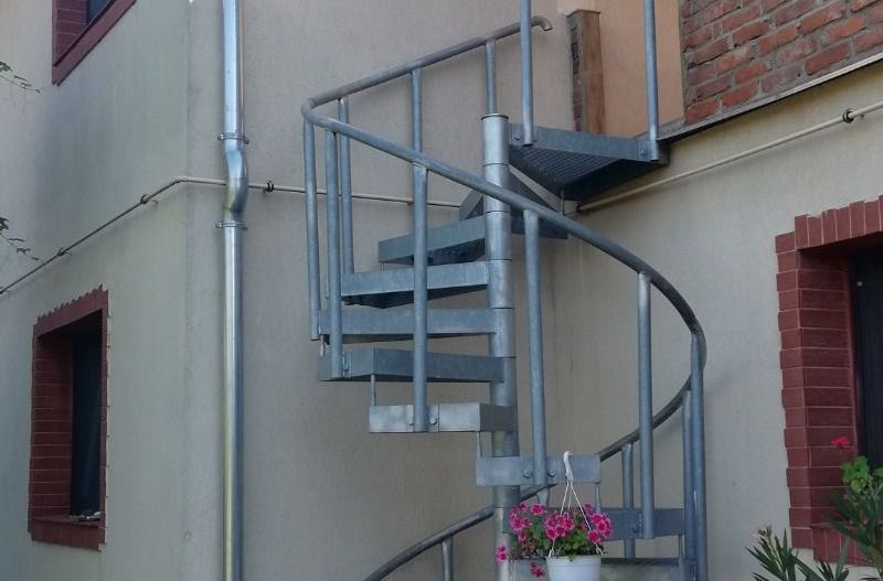 BRASADAS vinde casa individuala in zona Aurel Vlaicu. - Poză 13