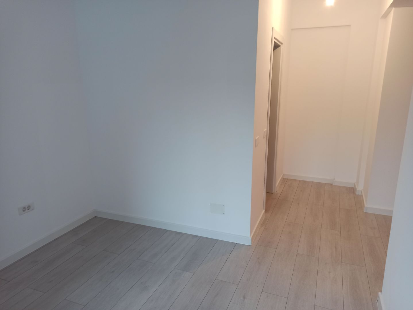 2camdec.modern/sec4,Mall Grand Arena - Poză 12