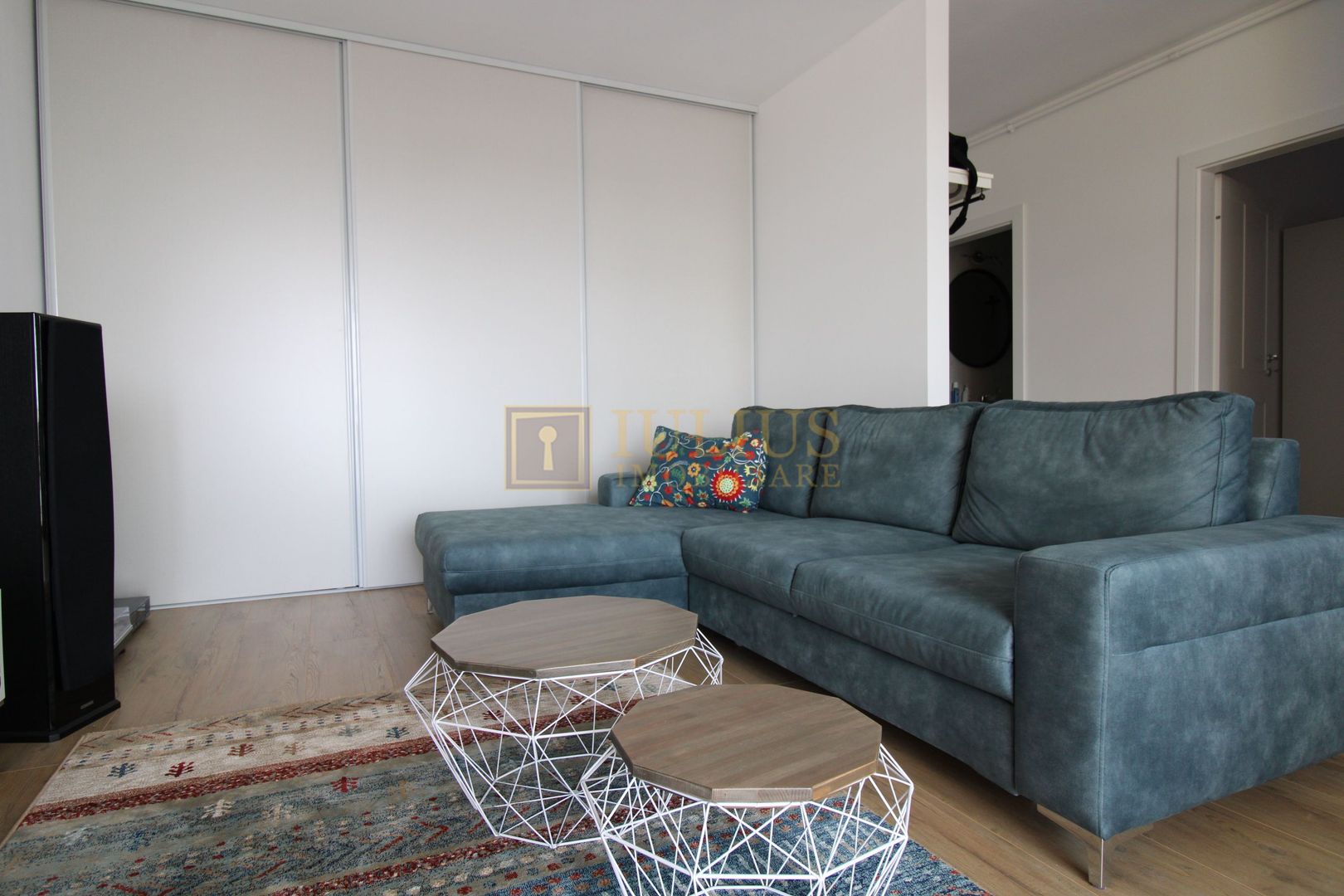 Apartament cu 2 camere, Vivalia - Take Ionescu + loc de parcare privat - Poză 12