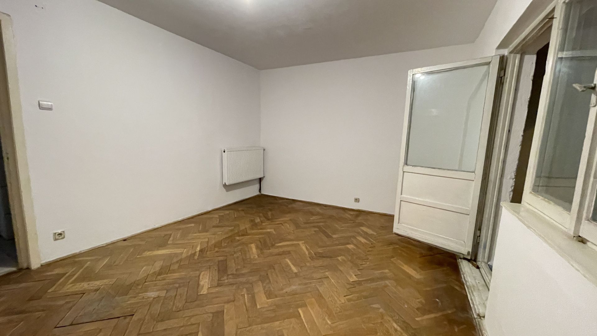 Apartament 1 camera ,etajul 1 -zona Aradului - Poză 2