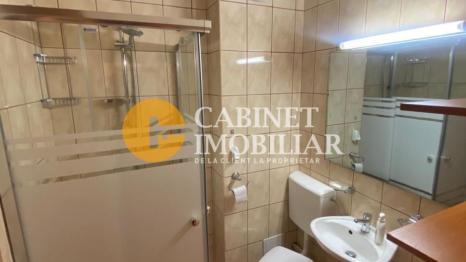 GARĂ - 3 CAMERE DECOMANDAT - ETAJ 1 - Bloc Tip Vilă - Poză 7