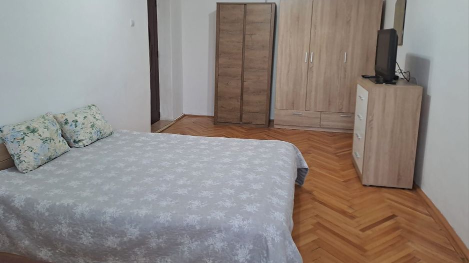 De inchiriat  apartament 2 camere Ultracentral, et. 1, 1800 lei - Poză 10