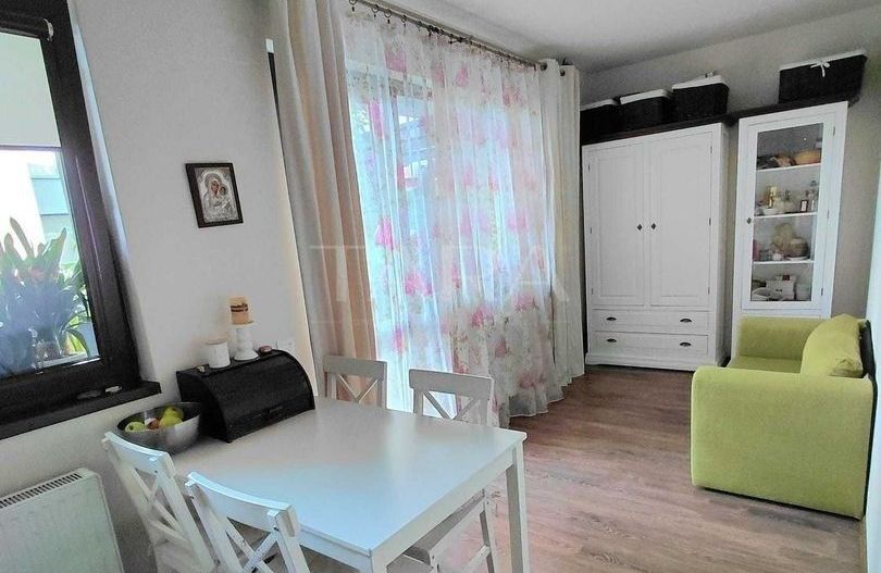 Apartament modern 3 camere cu terasă generoasă, zona Borhanci - Poză 2