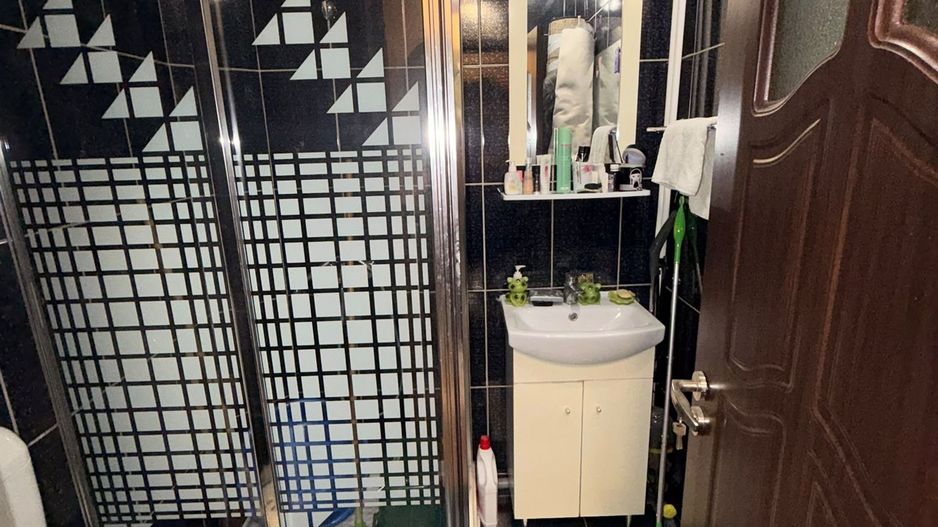 Apartament 4 camere de vanzare Crangasi - Poză 8