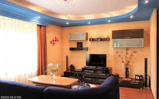 Ovidiu - Str. Nationala, Vila P+1E, teren 1094 mp, vedere la lac! - Poză 10