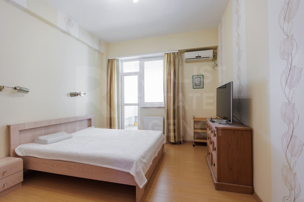 Chirie, apartament, 2 camere str. 31 August 1989, Centru - Poză 2