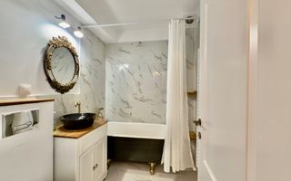 Apartament de închiriat 3 camere-parcare– zona Sala Sporturilor - Poză 8