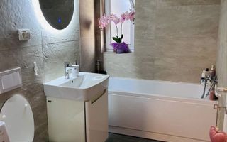 Etaj 1. Mobilat si utilat. Spatios. 2 locuri de parcare - Poză 8