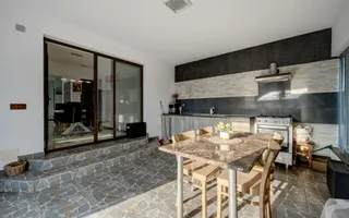 Vilă 342 mp cu piscină și 800 mp teren / 4 dormitoare / Pleașa - Poză 43