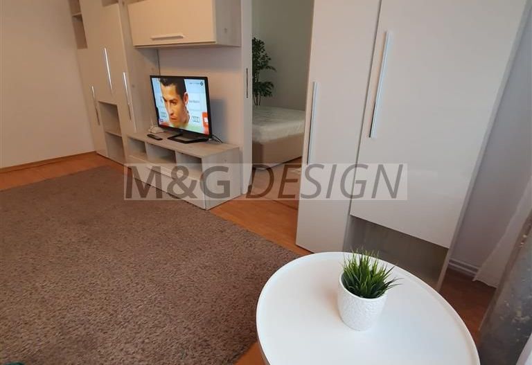 3 cam Circumvalatiunii-Dacia etaj 1 centrala proprie - Poză 1