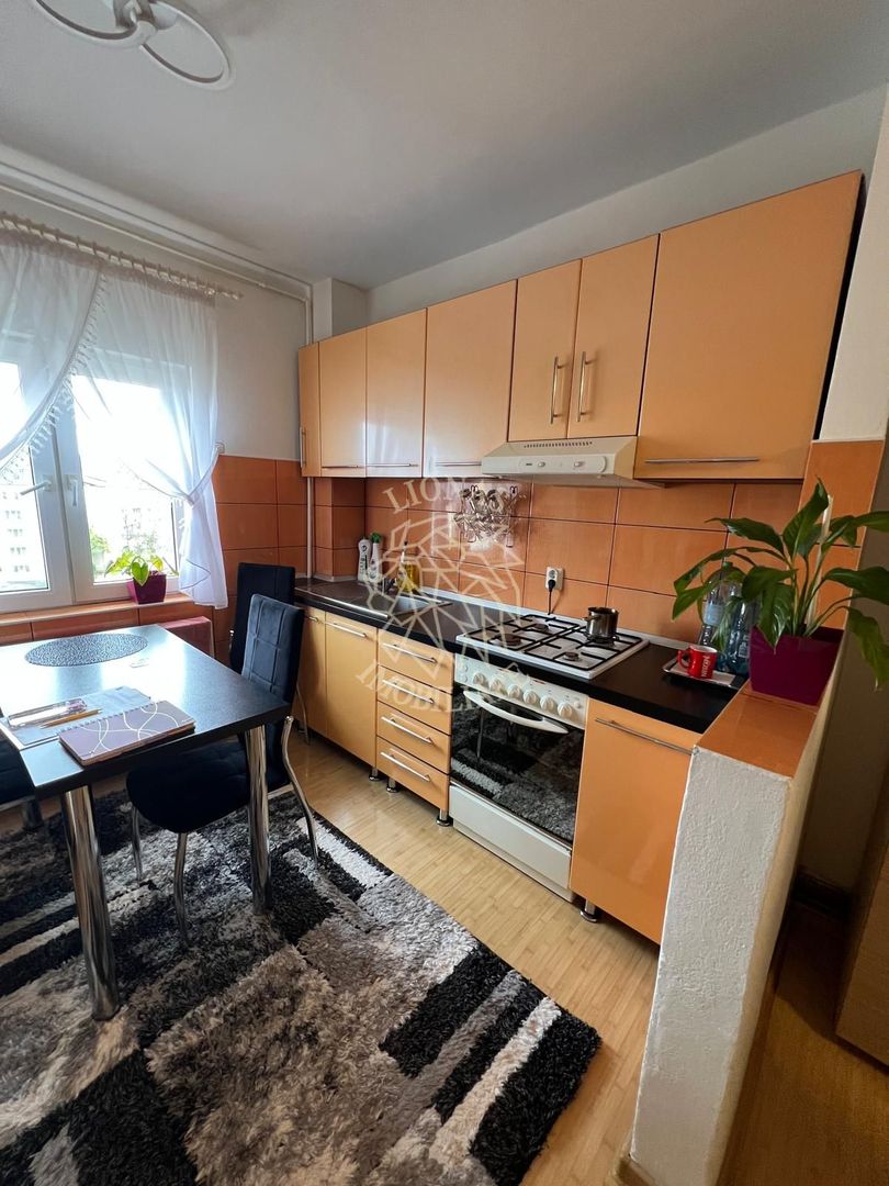 Apartament decomandat 2 camere-balcon-2 locuri parcare-Zona Pompieri - Poză 3
