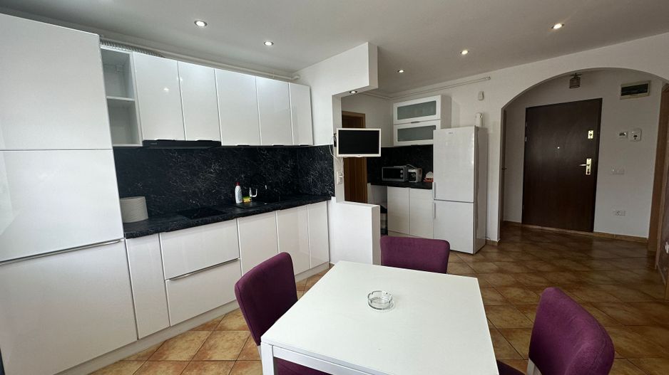 Apartament 2 camere (superb), 57 mp, et. 2 - Poză 1